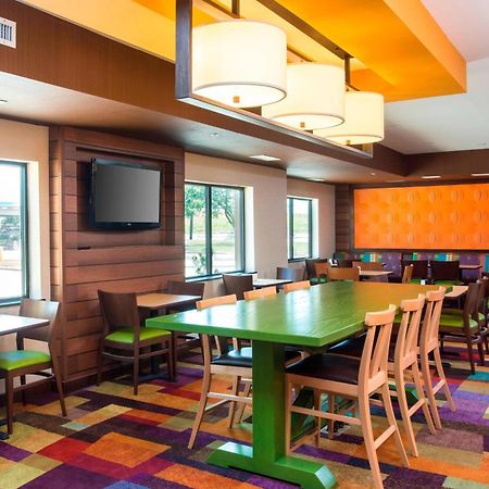 Fairfield Inn & Suites Victoria Esterno foto
