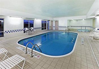 Fairfield Inn & Suites Victoria Esterno foto